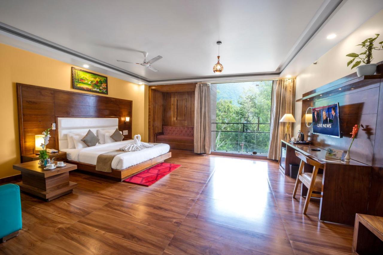 Hotel Divine Lakshmi Ganga Rishikesh Exterior photo