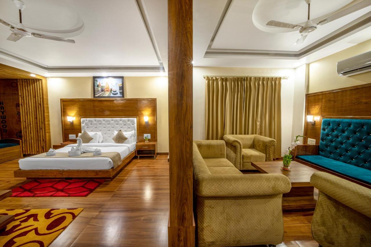 Hotel Divine Lakshmi Ganga Rishikesh Exterior photo