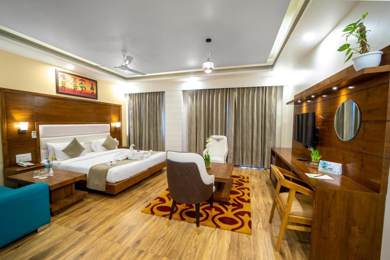 Hotel Divine Lakshmi Ganga Rishikesh Exterior photo
